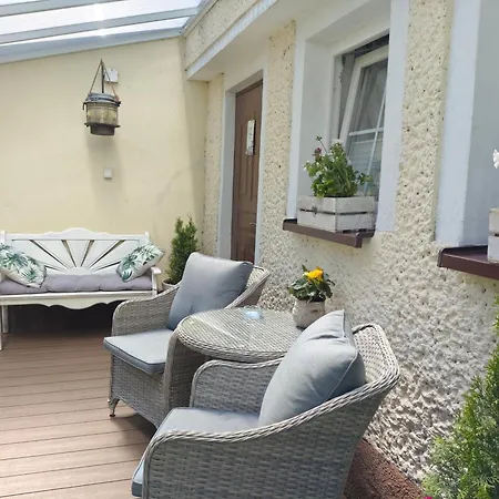 Villa Jarzebinka *